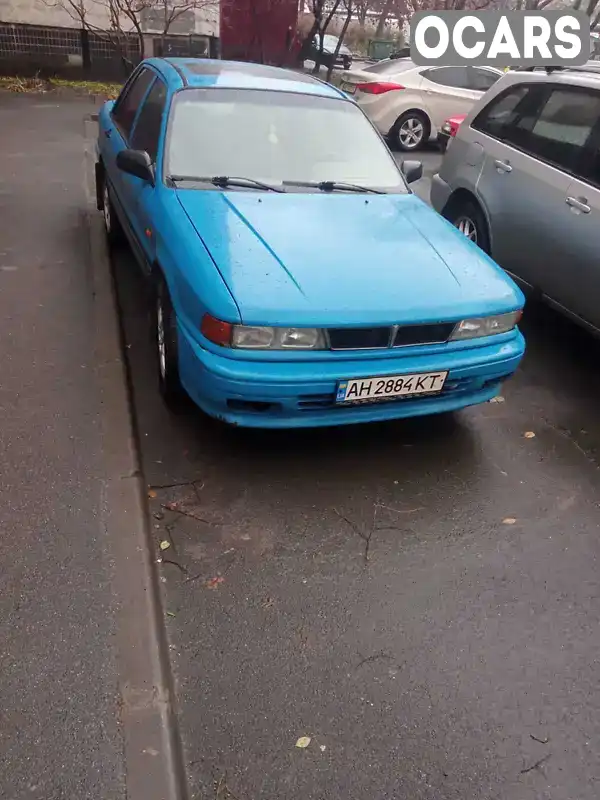 Седан Mitsubishi Galant 1988 2 л. Ручная / Механика обл. Днепропетровская, Днепр (Днепропетровск) - Фото 1/5