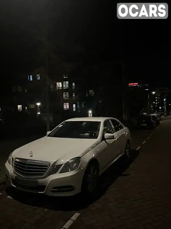 Седан Mercedes-Benz E-Class 2012 2.14 л. Автомат обл. Киевская, Киев - Фото 1/7