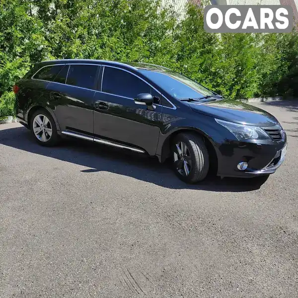 Универсал Toyota Avensis 2014 2 л. Ручная / Механика обл. Харьковская, Харьков - Фото 1/19