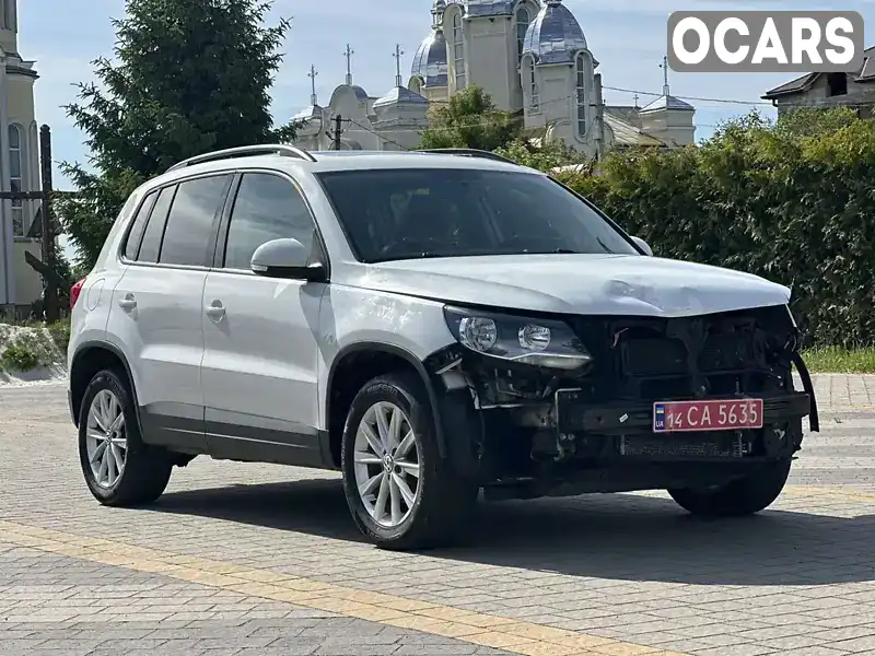 Внедорожник / Кроссовер Volkswagen Tiguan 2013 2 л. Автомат обл. Львовская, Львов - Фото 1/18