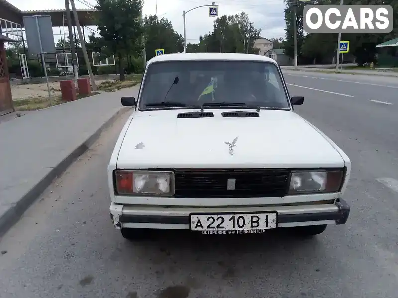 Седан ВАЗ / Lada 2105 1984 1.3 л. Ручная / Механика обл. Винницкая, Томашполь - Фото 1/19