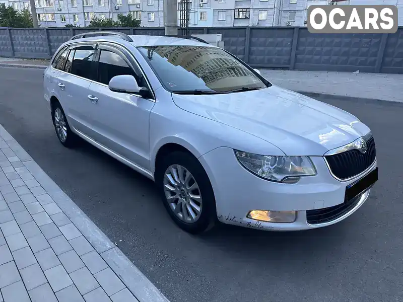 Универсал Skoda Superb 2012 2 л. Автомат обл. Ровенская, Ровно - Фото 1/21