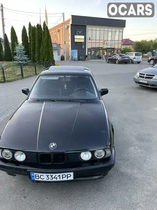 Седан BMW 5 Series 1992 2 л. Ручная / Механика обл. Львовская, Львов - Фото 1/21