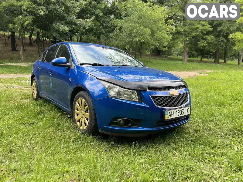 Седан Chevrolet Cruze 2010 1.6 л. Ручная / Механика обл. Днепропетровская, Днепр (Днепропетровск) - Фото 1/18