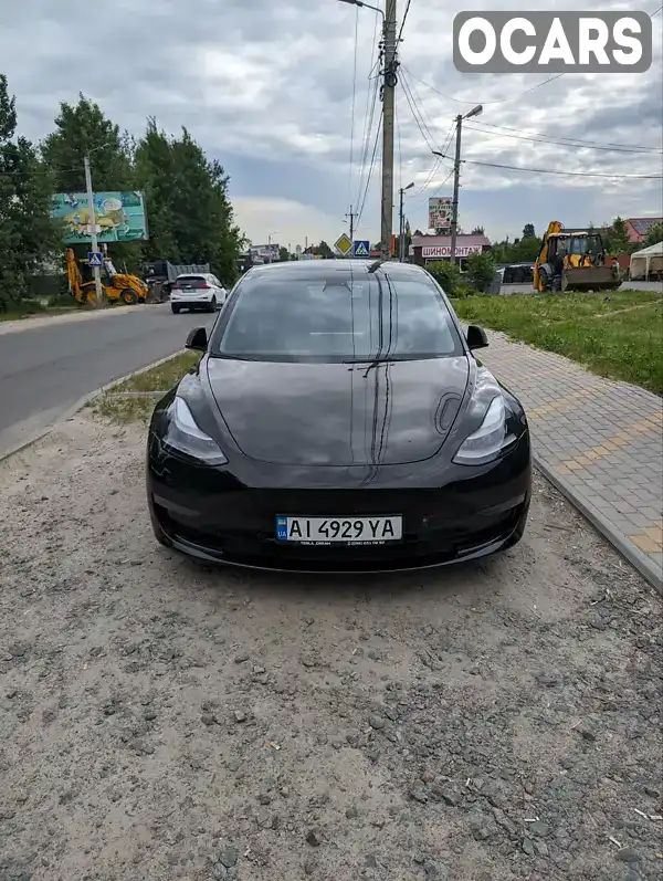 Седан Tesla Model 3 2021 null_content л. обл. Київська, Київ - Фото 1/8