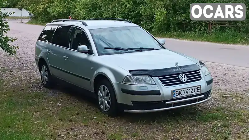 Універсал Volkswagen Passat 2002 1.9 л. Автомат обл. Рівненська, Сарни - Фото 1/21