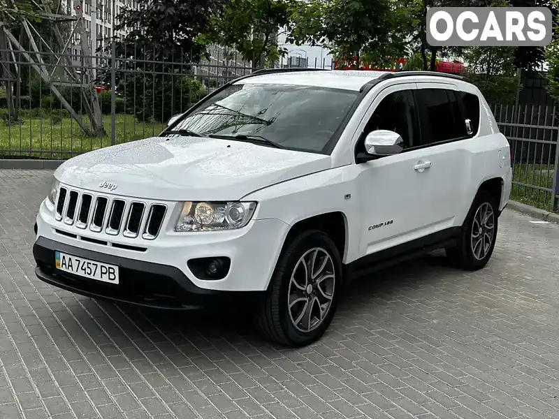 Внедорожник / Кроссовер Jeep Compass 2012 2.36 л. Вариатор обл. Киевская, Киев - Фото 1/22