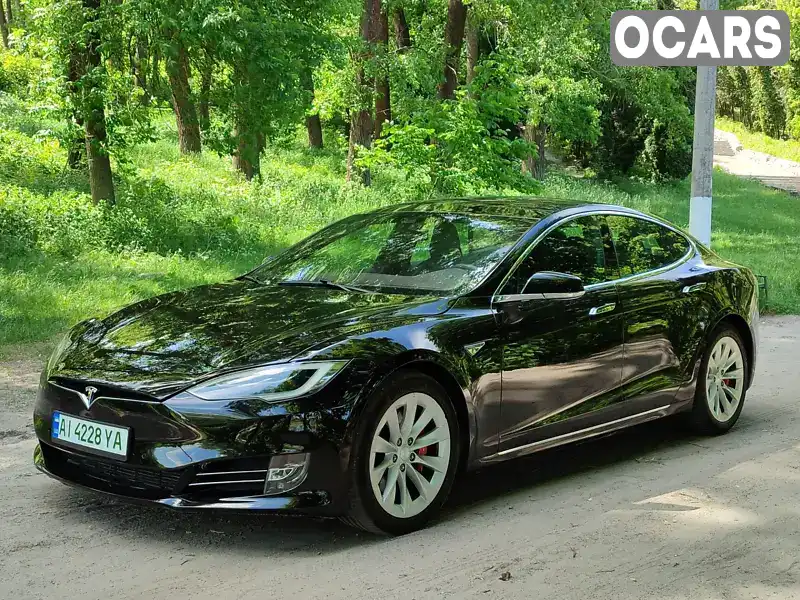 Лифтбек Tesla Model S 2016 null_content л. обл. Киевская, Белая Церковь - Фото 1/12