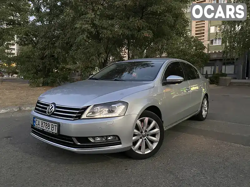 Седан Volkswagen Passat 2012 1.8 л. Автомат обл. Черкасская, Черкассы - Фото 1/16