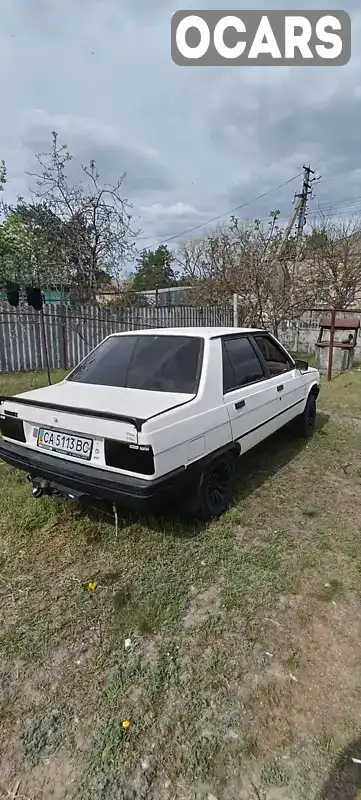 Седан Renault 9 1986 1.57 л. Ручна / Механіка обл. Черкаська, Черкаси - Фото 1/10