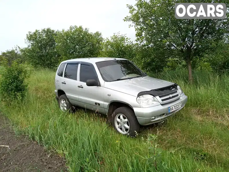 Внедорожник / Кроссовер Chevrolet Niva 2005 1.69 л. Ручная / Механика обл. Черкасская, Черкассы - Фото 1/6