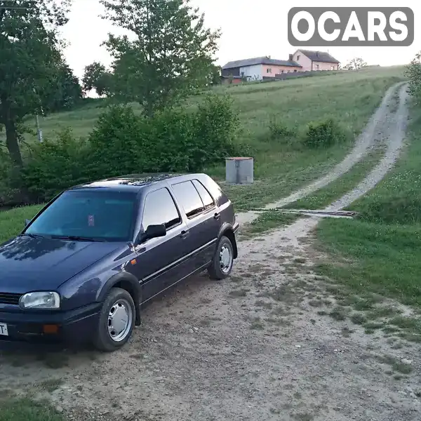 Хэтчбек Volkswagen Golf 1995 1.6 л. обл. Черновицкая, Сторожинец - Фото 1/21