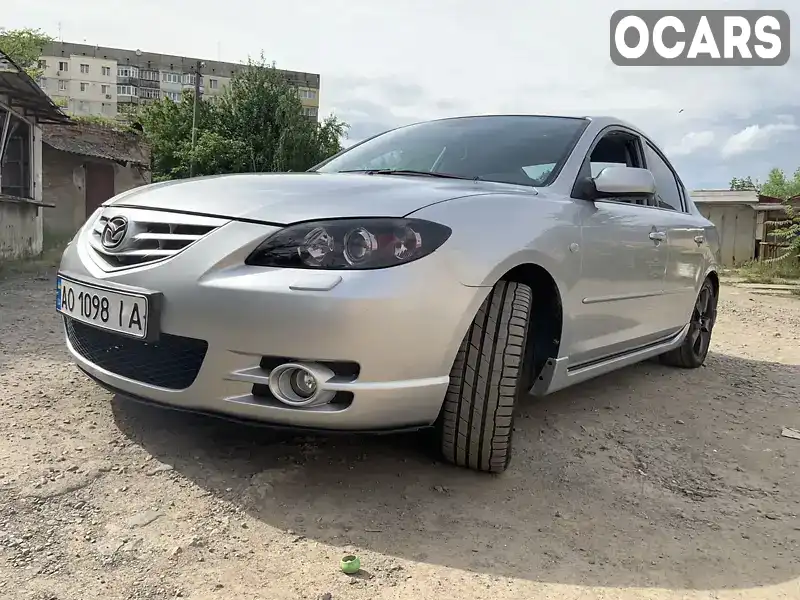 Седан Mazda 3 2005 2 л. Ручна / Механіка обл. Закарпатська, Ужгород - Фото 1/11