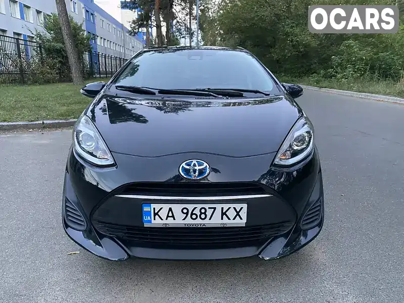 Хэтчбек Toyota Aqua 2017 1.5 л. Автомат обл. Киевская, Киев - Фото 1/21