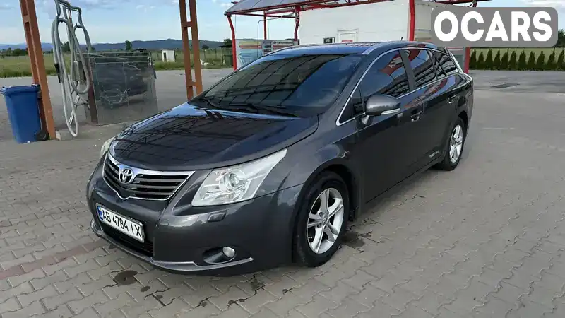 Универсал Toyota Avensis 2011 2 л. Ручная / Механика обл. Закарпатская, Тячев - Фото 1/17