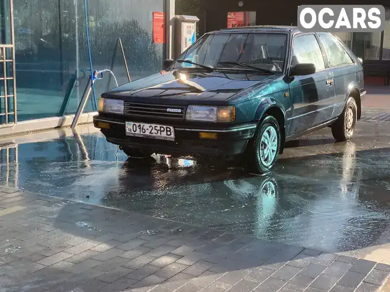 Хэтчбек Mazda 323 1987 null_content л. Ручная / Механика обл. Ровенская, Ровно - Фото 1/21