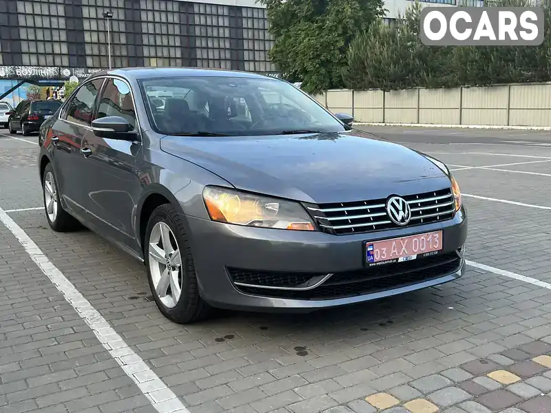 Седан Volkswagen Passat 2013 2 л. Автомат обл. Волынская, Луцк - Фото 1/21