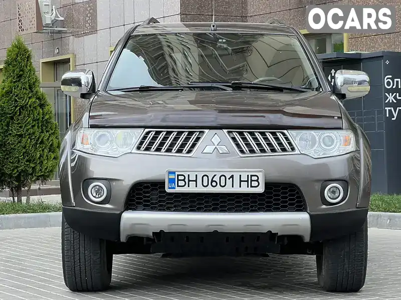 Позашляховик / Кросовер Mitsubishi Pajero Sport 2012 2.5 л. Автомат обл. Одеська, Одеса - Фото 1/21