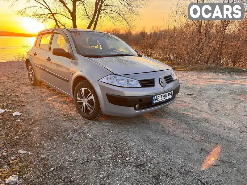 Хэтчбек Renault Megane 2004 1.6 л. Ручная / Механика обл. Днепропетровская, Каменское (Днепродзержинск) - Фото 1/8