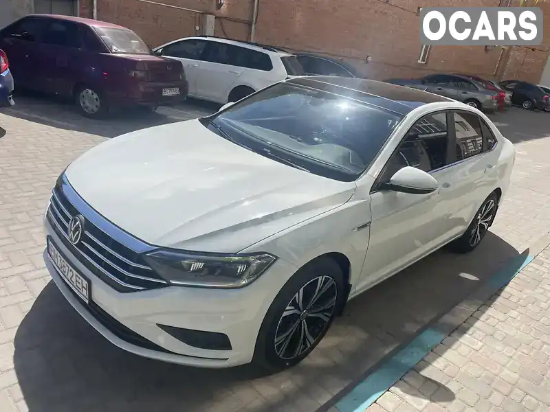 Седан Volkswagen Jetta 2018 1.4 л. Автомат обл. Сумська, Ромни - Фото 1/21