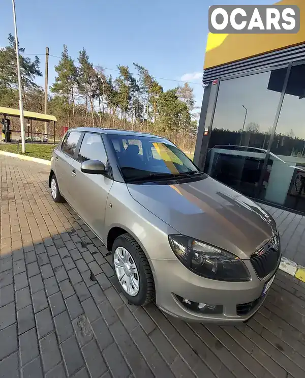 Хетчбек Skoda Fabia 2015 1.4 л. Ручна / Механіка обл. Полтавська, Полтава - Фото 1/8