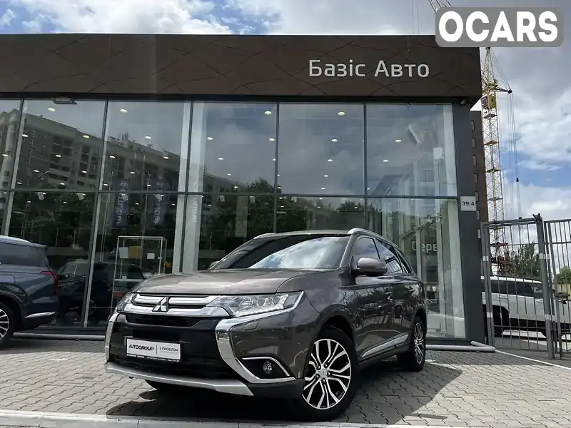 Позашляховик / Кросовер Mitsubishi Outlander 2016 2.35 л. Автомат обл. Одеська, Одеса - Фото 1/21