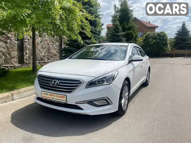 Седан Hyundai Sonata 2016 2 л. Автомат обл. Киевская, Киев - Фото 1/12