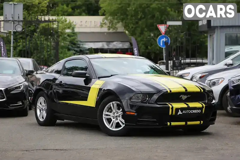 Купе Ford Mustang 2012 3.73 л. Автомат обл. Киевская, Киев - Фото 1/21