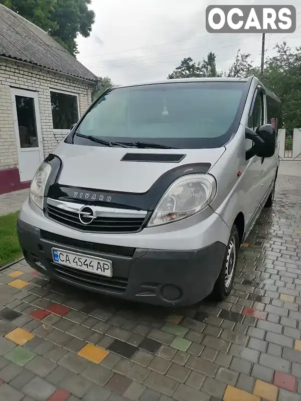 Минивэн Opel Vivaro 2007 2 л. Ручная / Механика обл. Хмельницкая, Красилов - Фото 1/21