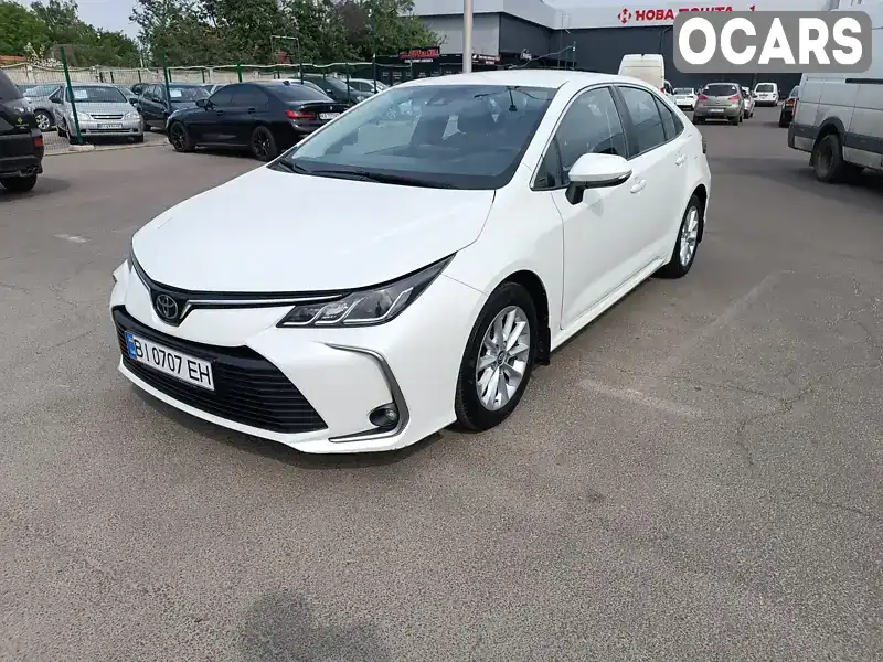 Седан Toyota Corolla 2019 1.6 л. Ручная / Механика обл. Полтавская, Карловка - Фото 1/13