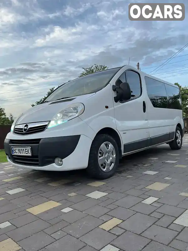 Минивэн Opel Vivaro 2009 2 л. Ручная / Механика обл. Львовская, Стебник - Фото 1/21