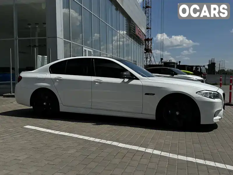 Седан BMW 5 Series 2013 2.98 л. Автомат обл. Черниговская, Чернигов - Фото 1/21