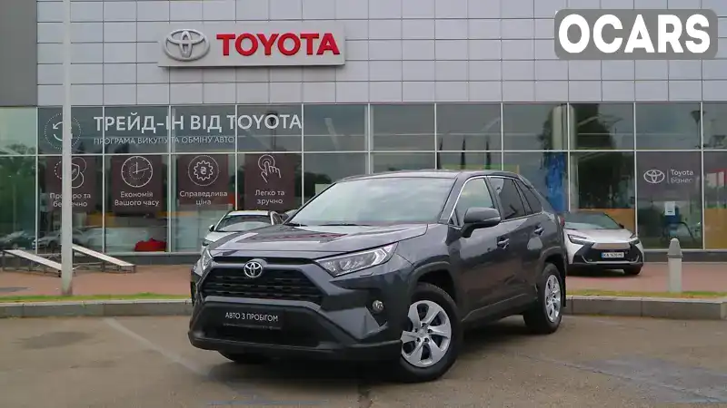 Внедорожник / Кроссовер Toyota RAV4 2020 1.99 л. Вариатор обл. Киевская, Киев - Фото 1/21