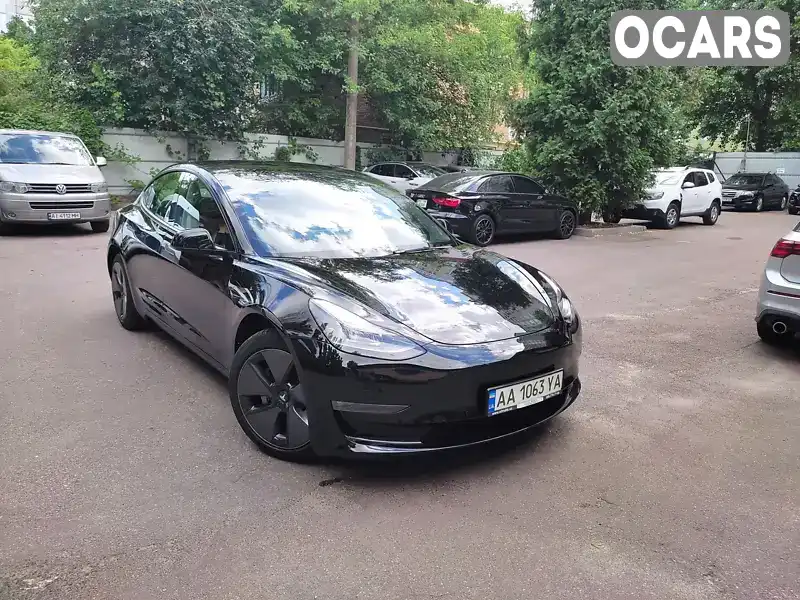 Седан Tesla Model 3 2022 null_content л. обл. Киевская, Киев - Фото 1/11