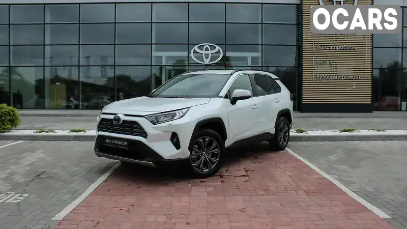 Позашляховик / Кросовер Toyota RAV4 2023 2.49 л. Варіатор обл. Черкаська, Черкаси - Фото 1/21