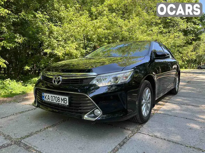 Седан Toyota Camry 2015 2.5 л. Автомат обл. Київська, Київ - Фото 1/15