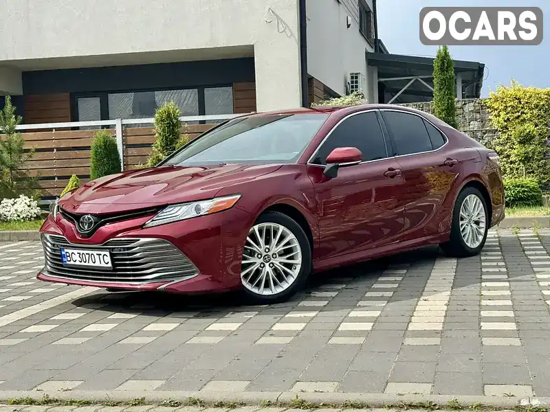 Седан Toyota Camry 2018 2.49 л. Автомат обл. Львовская, Стрый - Фото 1/21