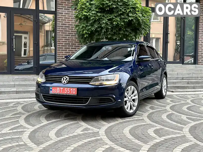 Седан Volkswagen Jetta 2013 1.97 л. Автомат обл. Киевская, Киев - Фото 1/21