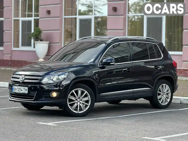 Внедорожник / Кроссовер Volkswagen Tiguan 2013 1.97 л. обл. Одесская, Одесса - Фото 1/19