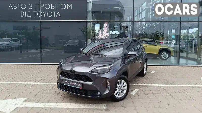 Позашляховик / Кросовер Toyota Yaris Cross 2022 1.49 л. Варіатор обл. Київська, Буча - Фото 1/18