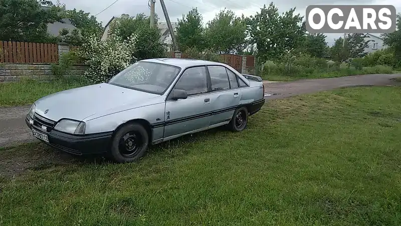 Седан Opel Omega 1988 1.8 л. обл. Рівненська, Рівне - Фото 1/21