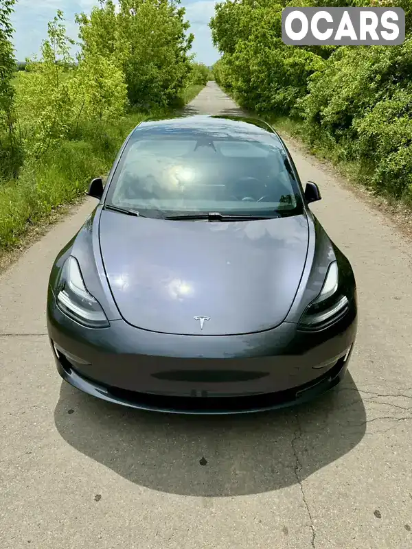 Седан Tesla Model 3 2021 null_content л. обл. Киевская, Киев - Фото 1/11