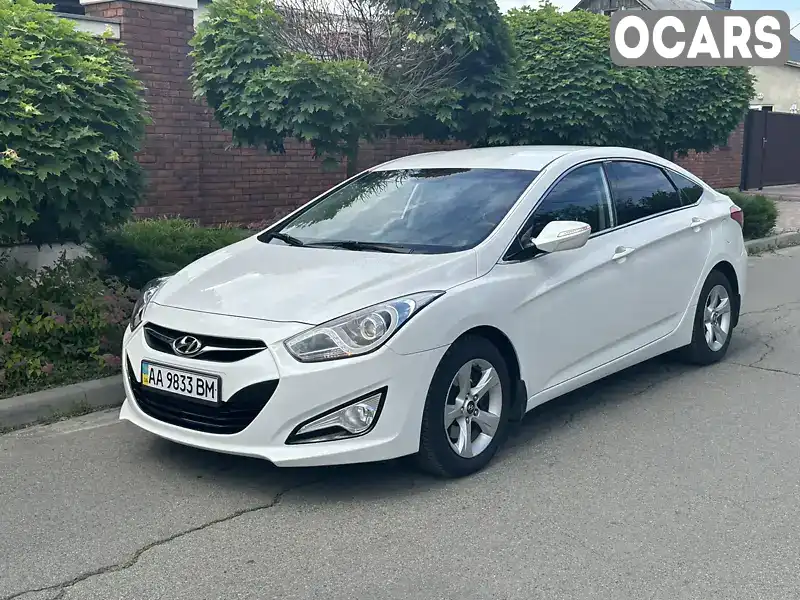 Седан Hyundai i40 2012 2 л. Автомат обл. Киевская, Киев - Фото 1/13