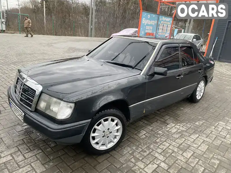 Седан Mercedes-Benz E-Class 1988 2.3 л. Ручная / Механика обл. Житомирская, Житомир - Фото 1/5