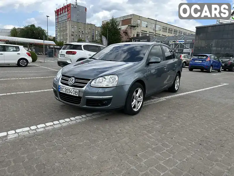 Седан Volkswagen Jetta 2008 1.6 л. Ручна / Механіка обл. Львівська, Львів - Фото 1/16