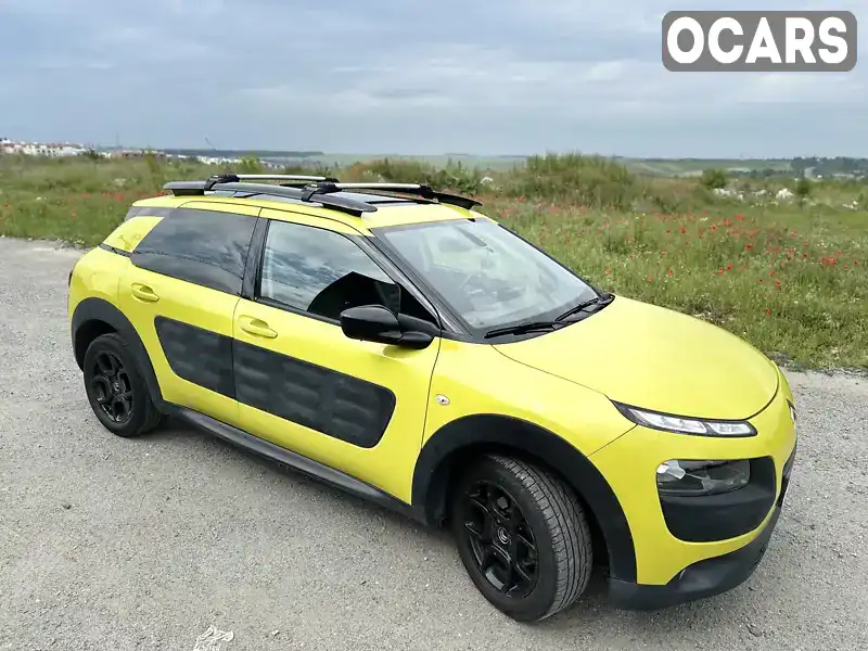 Позашляховик / Кросовер Citroen C4 Cactus 2015 1.2 л. Робот обл. Рівненська, Рівне - Фото 1/21