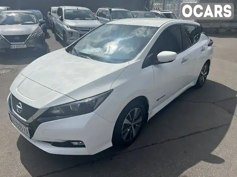 Хетчбек Nissan Leaf 2018 null_content л. Автомат обл. Київська, Київ - Фото 1/10