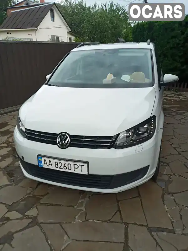 Мінівен Volkswagen Touran 2015 1.6 л. Автомат обл. Київська, Київ - Фото 1/19