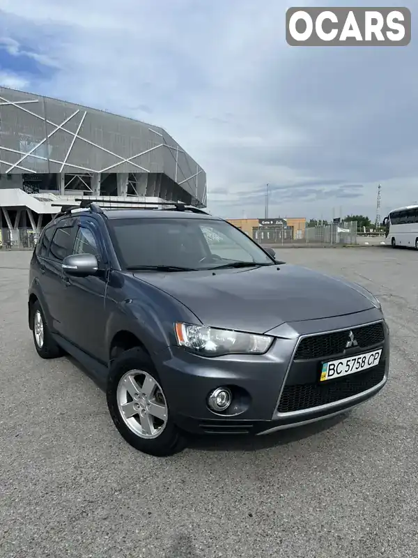 Позашляховик / Кросовер Mitsubishi Outlander 2012 2 л. Автомат обл. Львівська, Львів - Фото 1/20