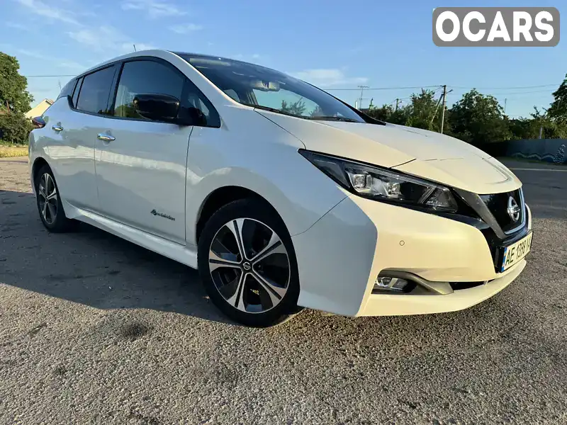 Хэтчбек Nissan Leaf 2018 null_content л. Вариатор обл. Днепропетровская, Павлоград - Фото 1/18